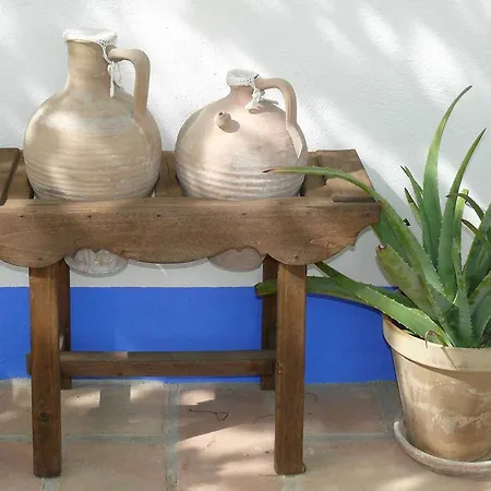 Country house Cortijo Algabia *